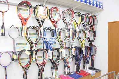 テニス・ソフトテニス・バドミントン専門店　プロショップM